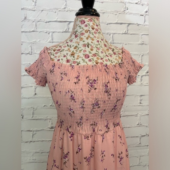 Vanilla Bay Pink Floral Print Smocked Top Chiffon Dress-Large - Picture 2 of 7